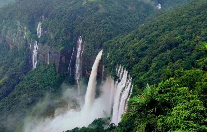 Meghalaya with Mawlynnong Village Tour Package